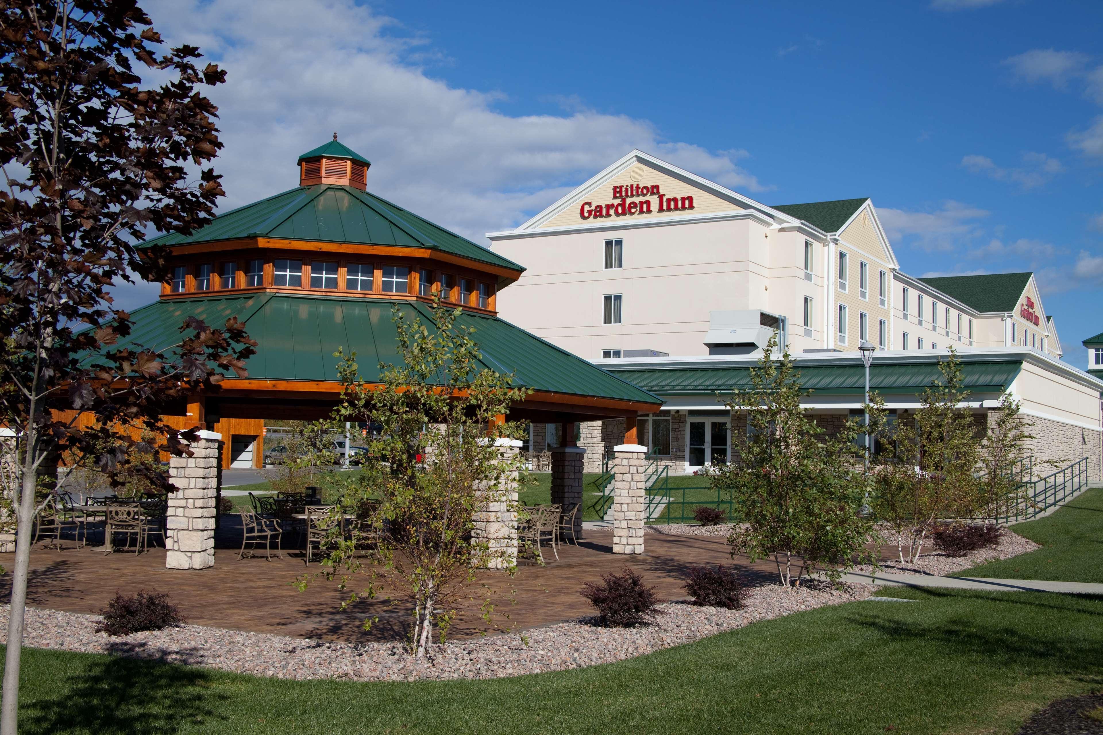 Hilton Garden Inn Watertown Exterior foto