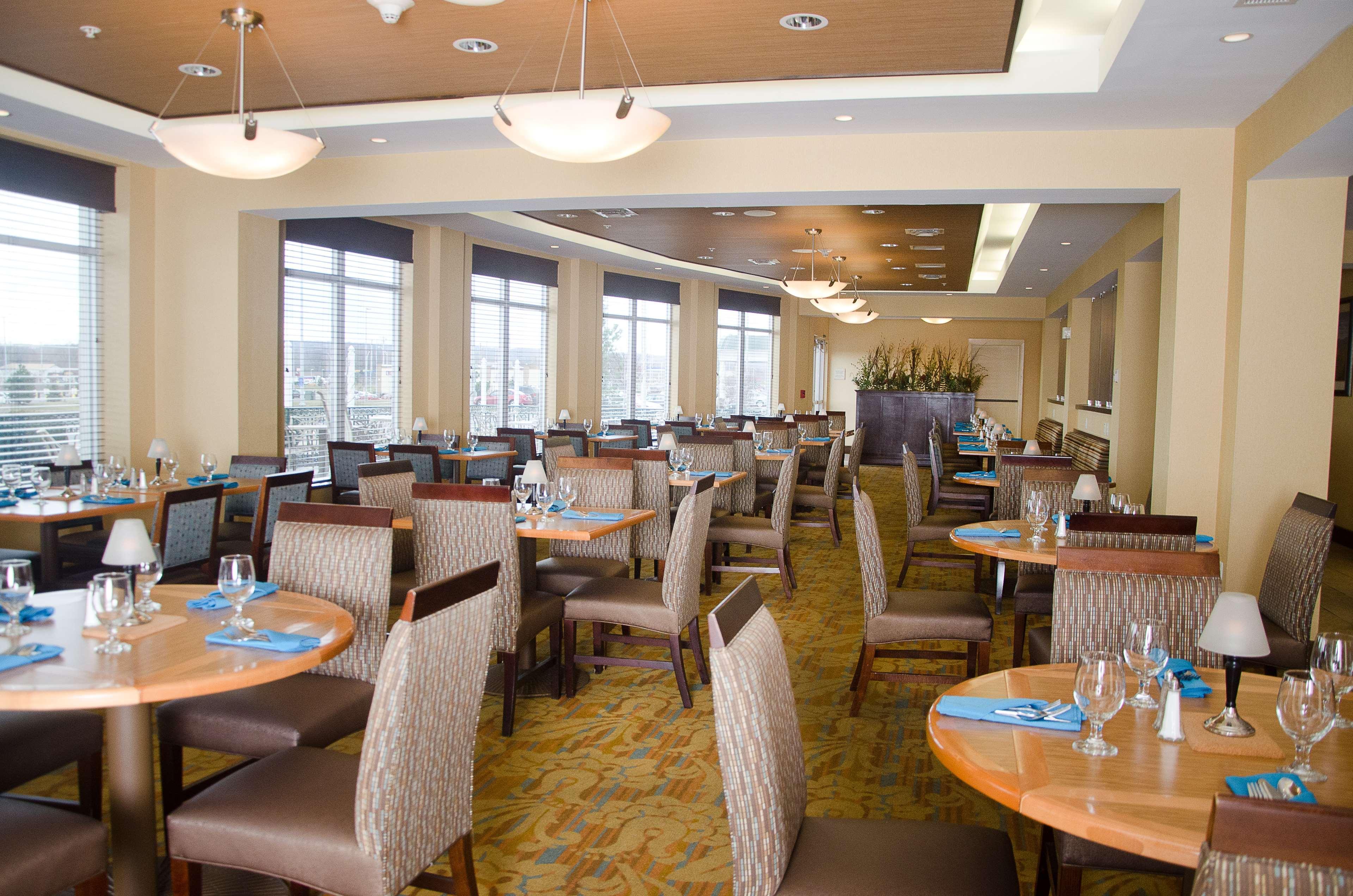 Hilton Garden Inn Watertown Exterior foto