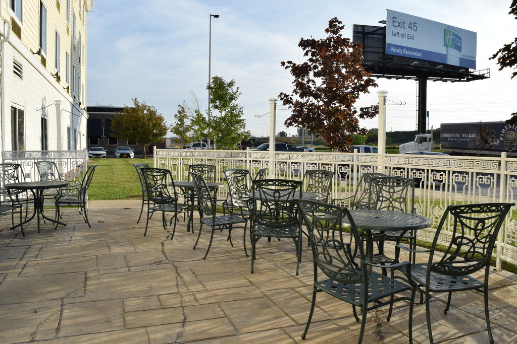 Hilton Garden Inn Watertown Exterior foto